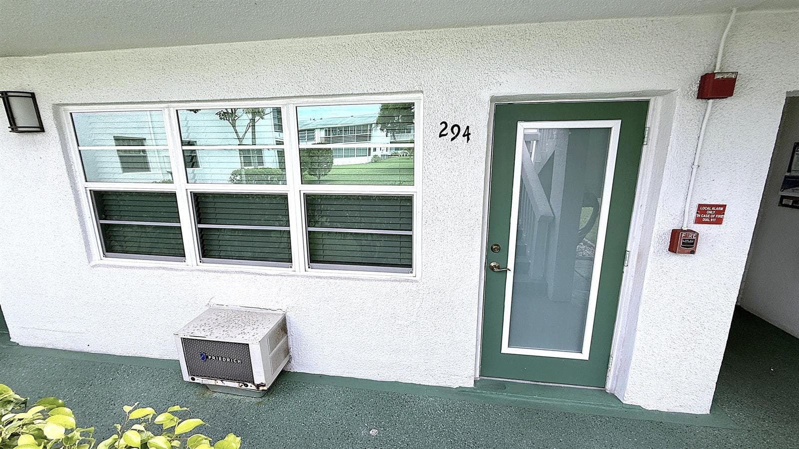 294 Farnham M # 294, Deerfield Beach FL 33442 photo 2