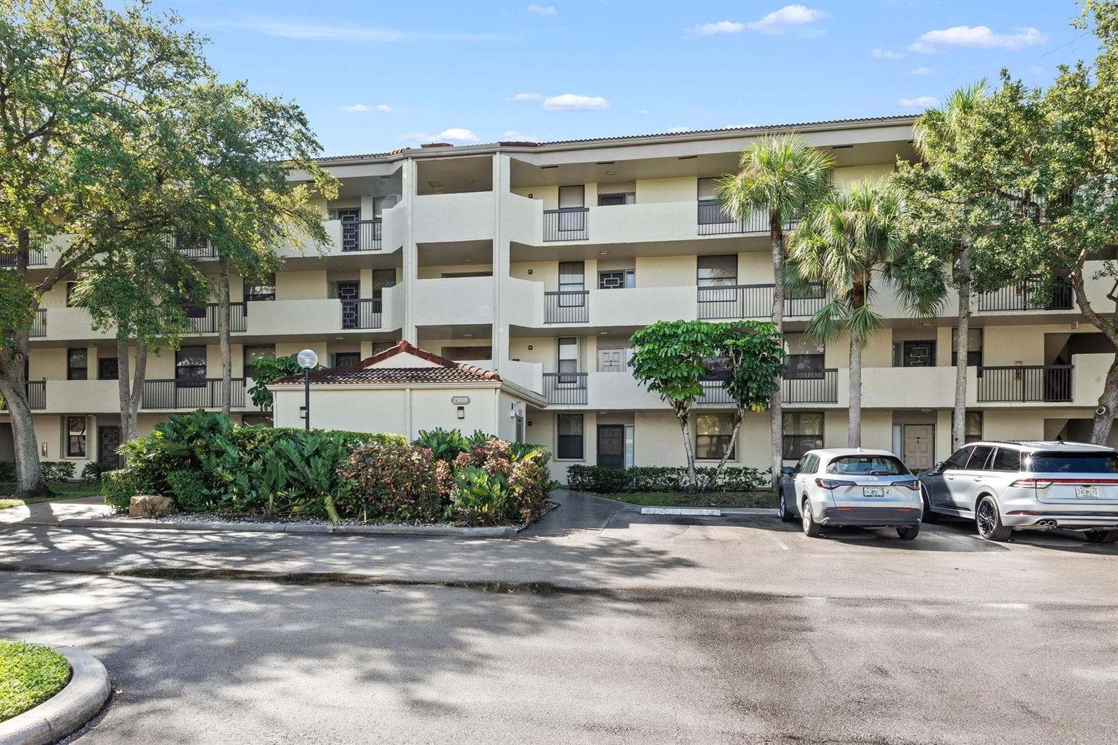 2908 Carambola Circle # b, Coconut Creek FL 33066 photo 5