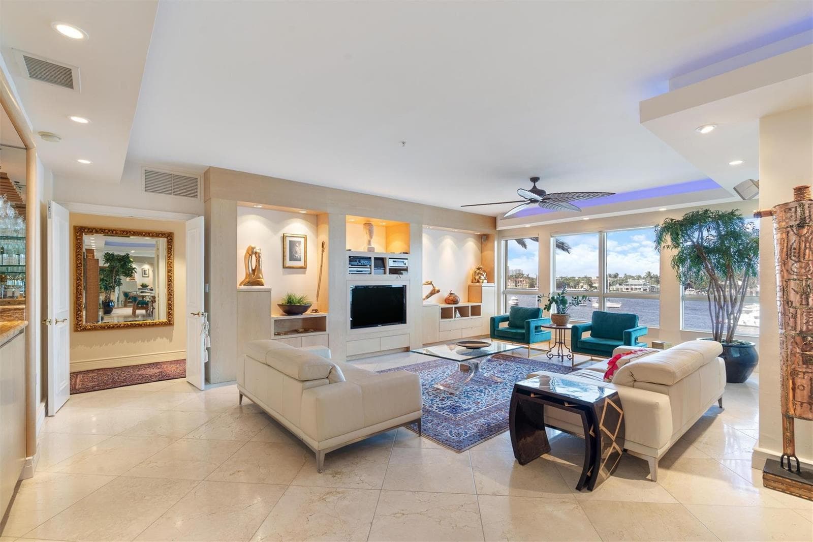 209 N Birch Road # 401, Fort Lauderdale, FL 33304 photo 2