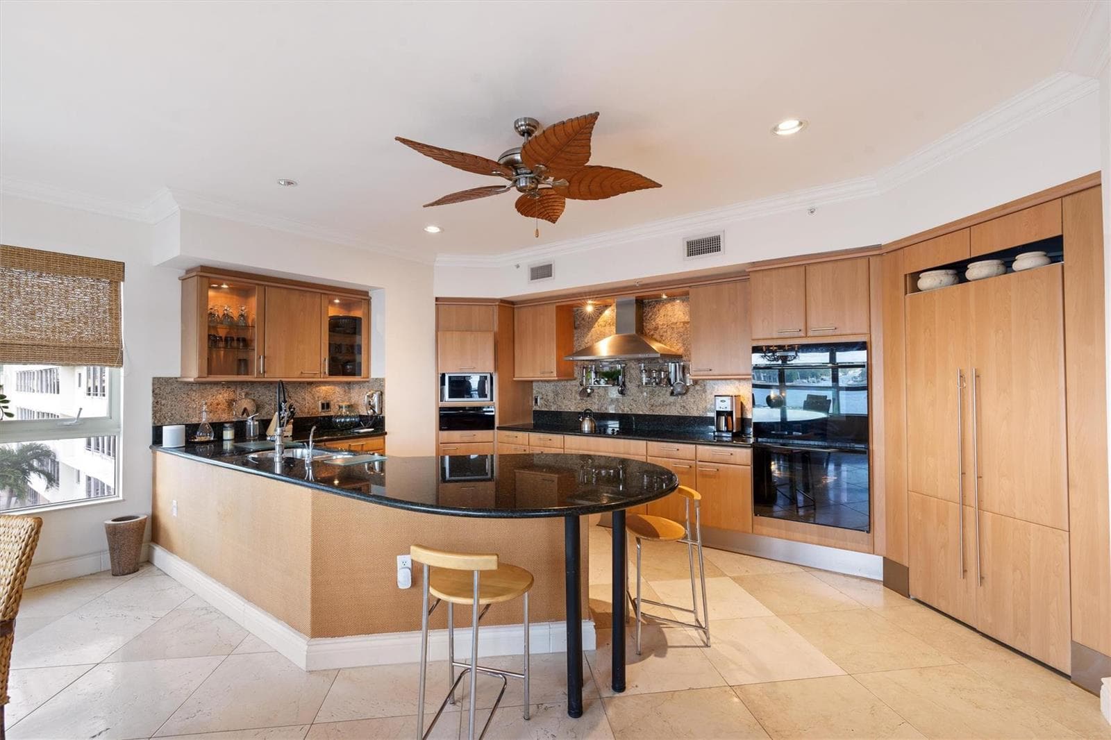 209 N Birch Road # 401, Fort Lauderdale, FL 33304 photo 3