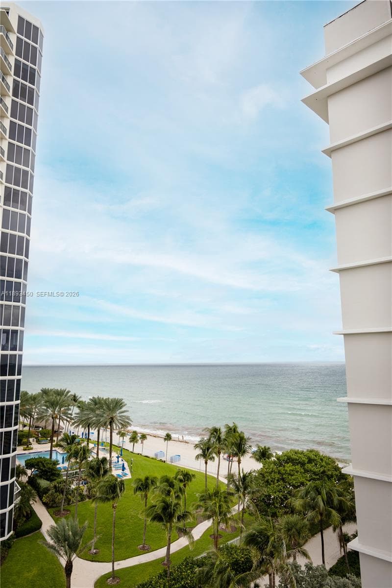 19201 Collins Ave # 720, Sunny Isles Beach FL 33160 photo 2