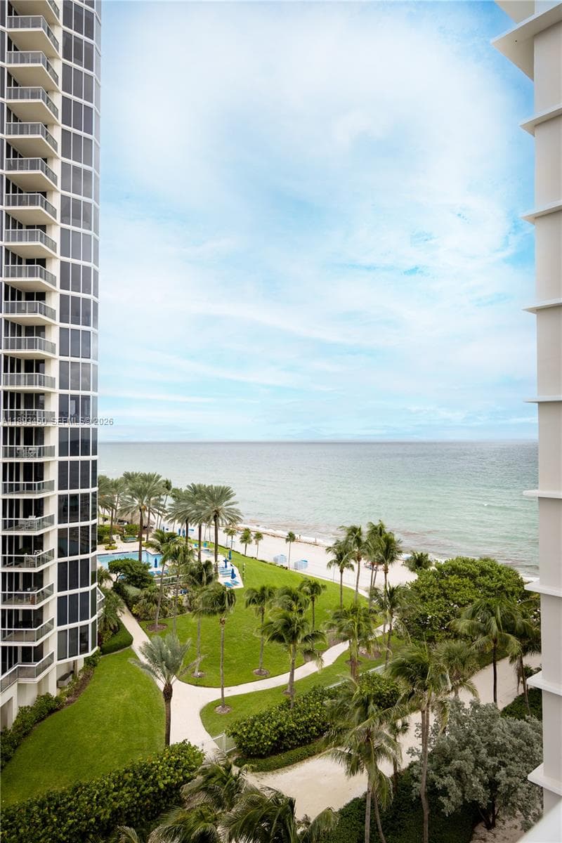 19201 Collins Ave # 720, Sunny Isles Beach FL 33160 photo 3