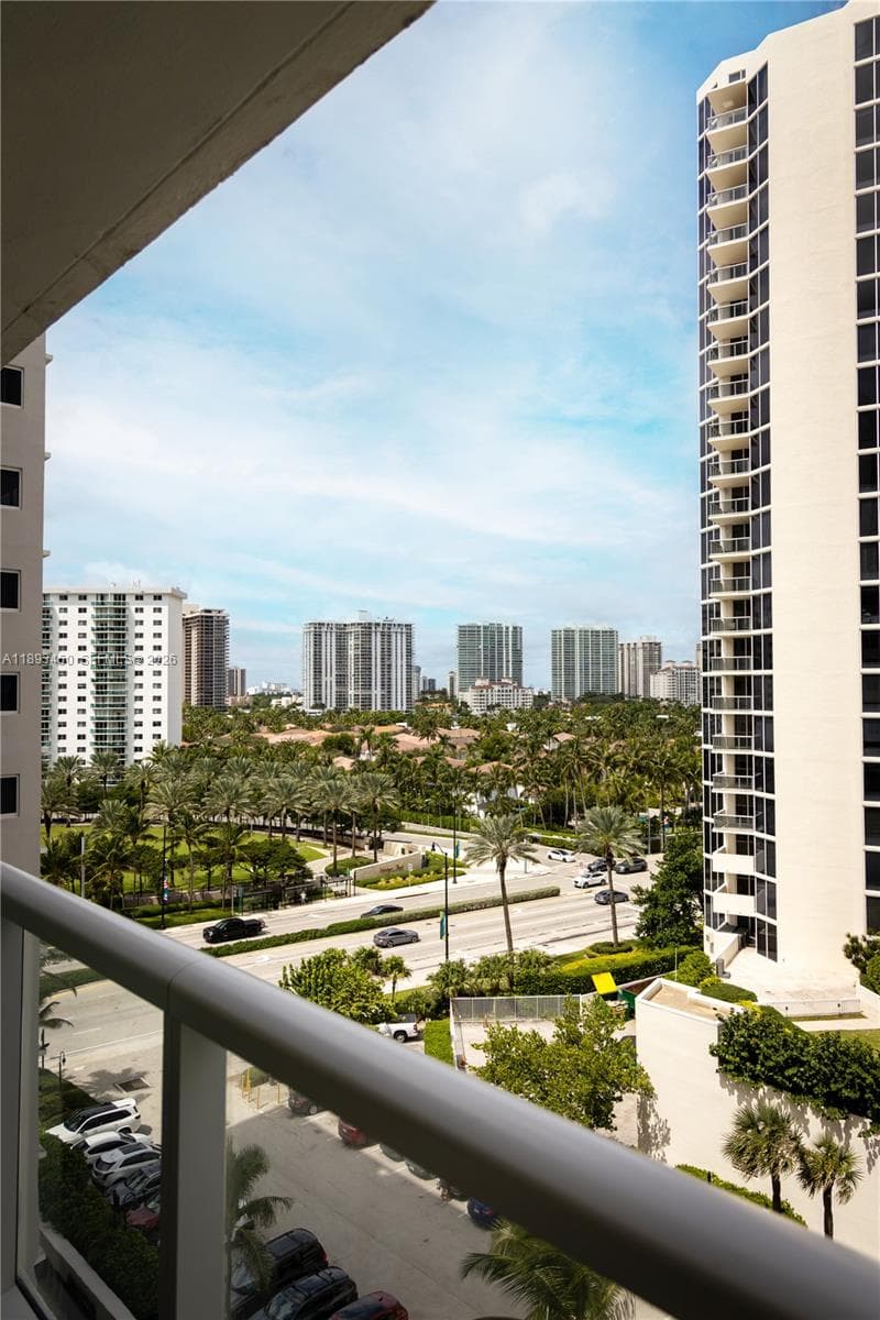 19201 Collins Ave # 720, Sunny Isles Beach FL 33160 photo 5