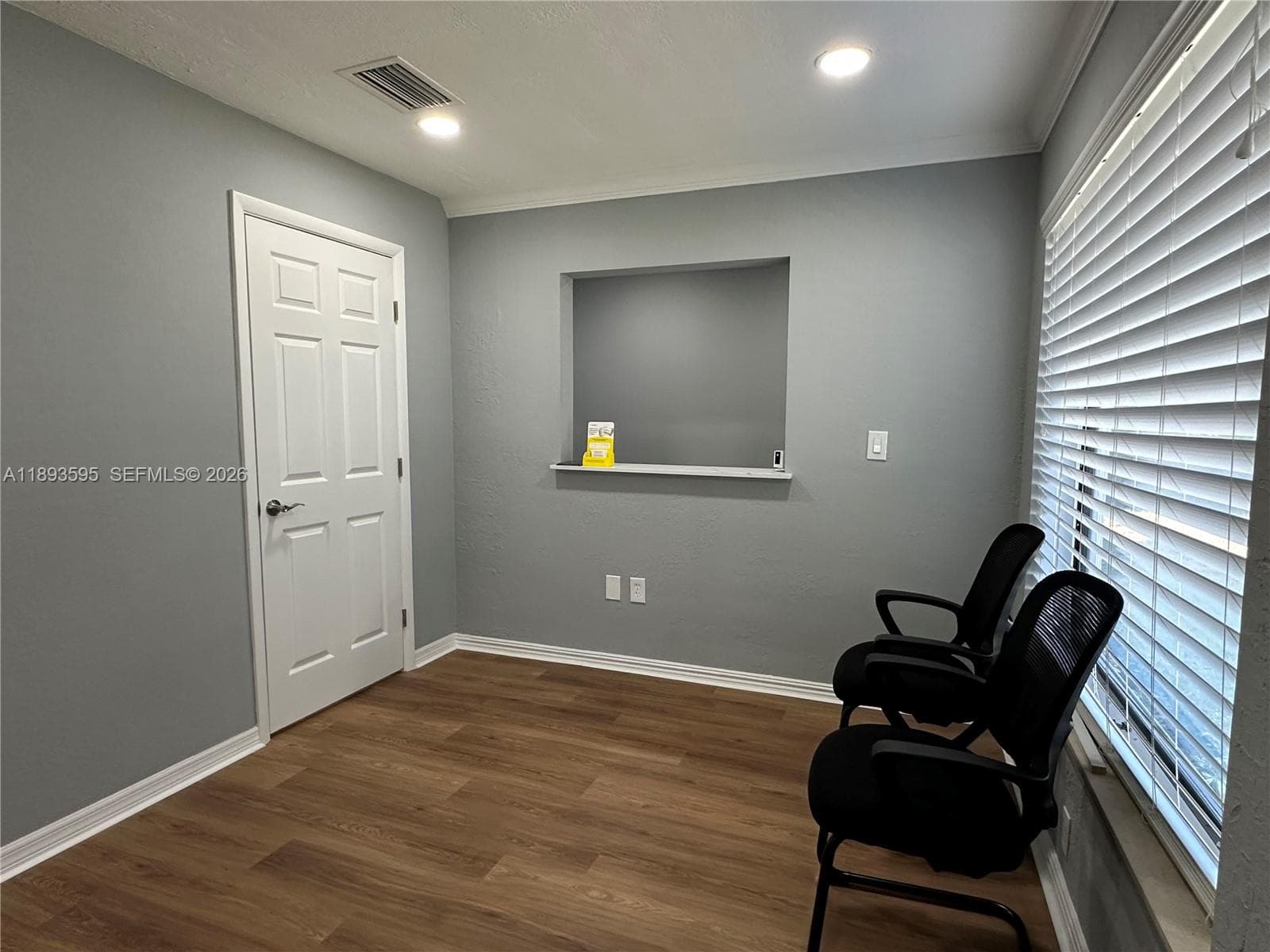 7070 Taft St, Hollywood FL 33024 photo 3