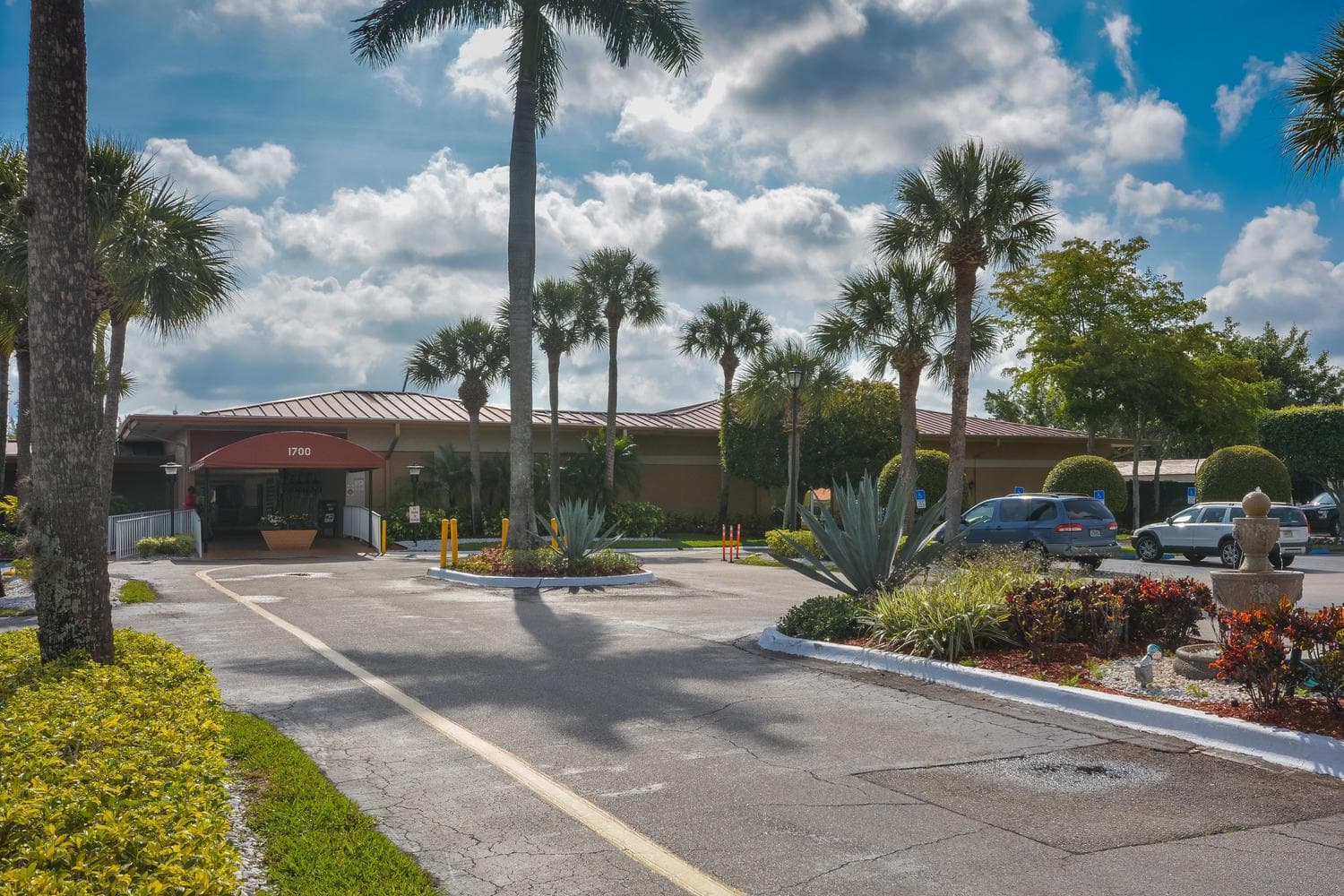 477 Lake Dora Drive, West Palm Beach FL 33411 photo 4