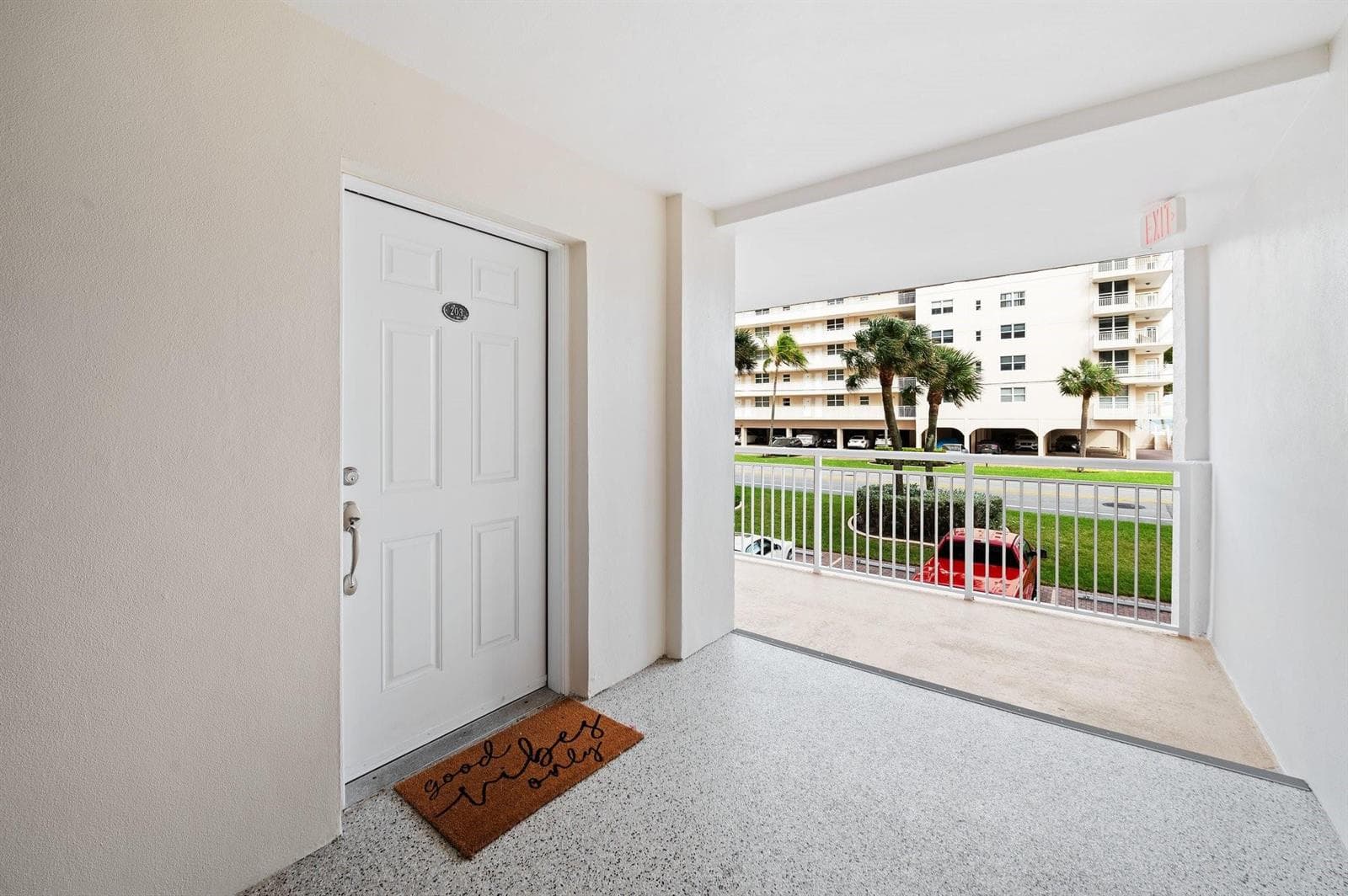 1050 Hillsboro Mile # 203w, Hillsboro Beach FL 33062 photo 2