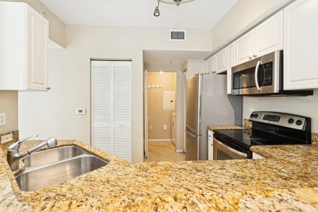 6384 W Sample Road W # 6384, Coral Springs FL 33067 photo 3