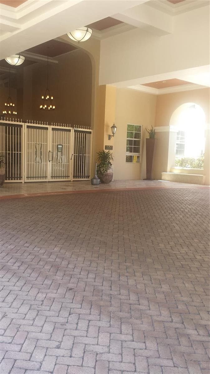 520 SE 5th Avenue # 3704, Fort Lauderdale FL 33301 photo 2