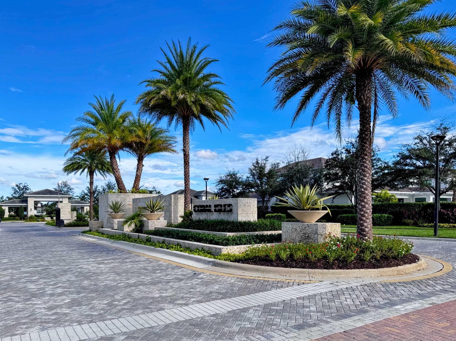 9124 Coral Isles Circle, Palm Beach Gardens FL 33412 photo 2