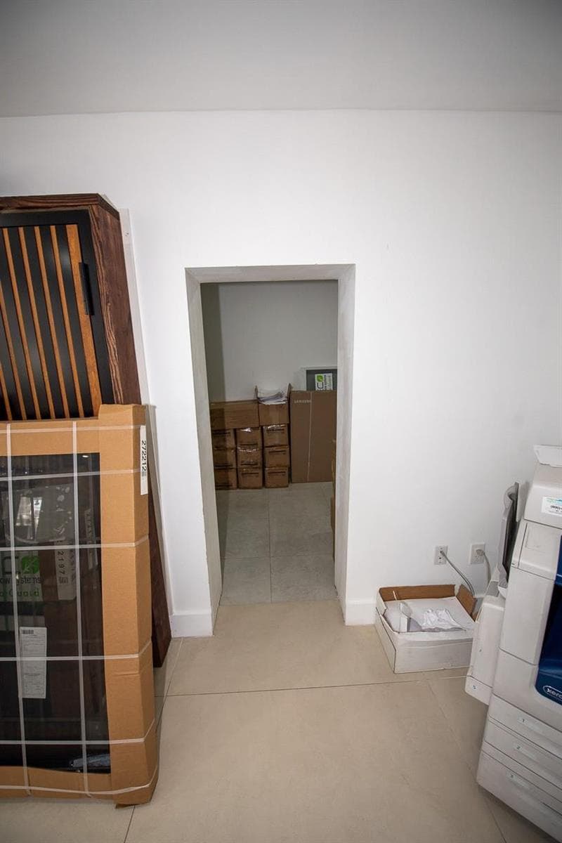 5738 W Hallandale Beach Boulevard, West Park FL 33023 photo 3