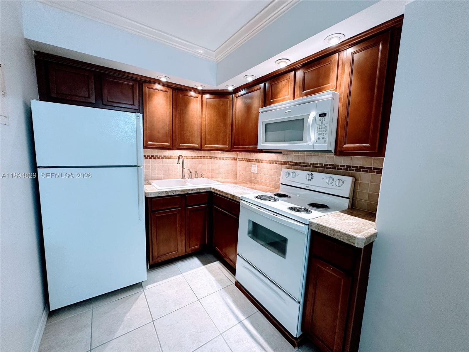 2424 SE 17th St # B307, Fort Lauderdale FL 33316 photo 5