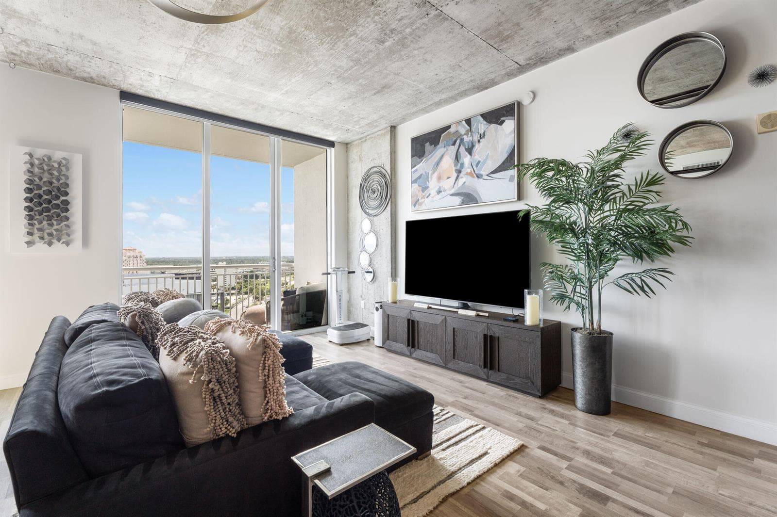 300 S Australian Avenue # 1515, West Palm Beach FL 33401 photo 3