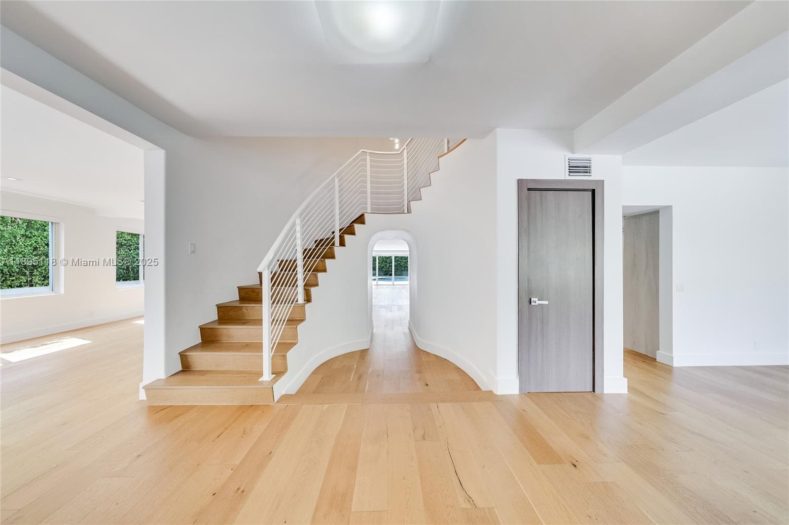 5244 Alton Rd, Miami Beach FL 33140 photo 3