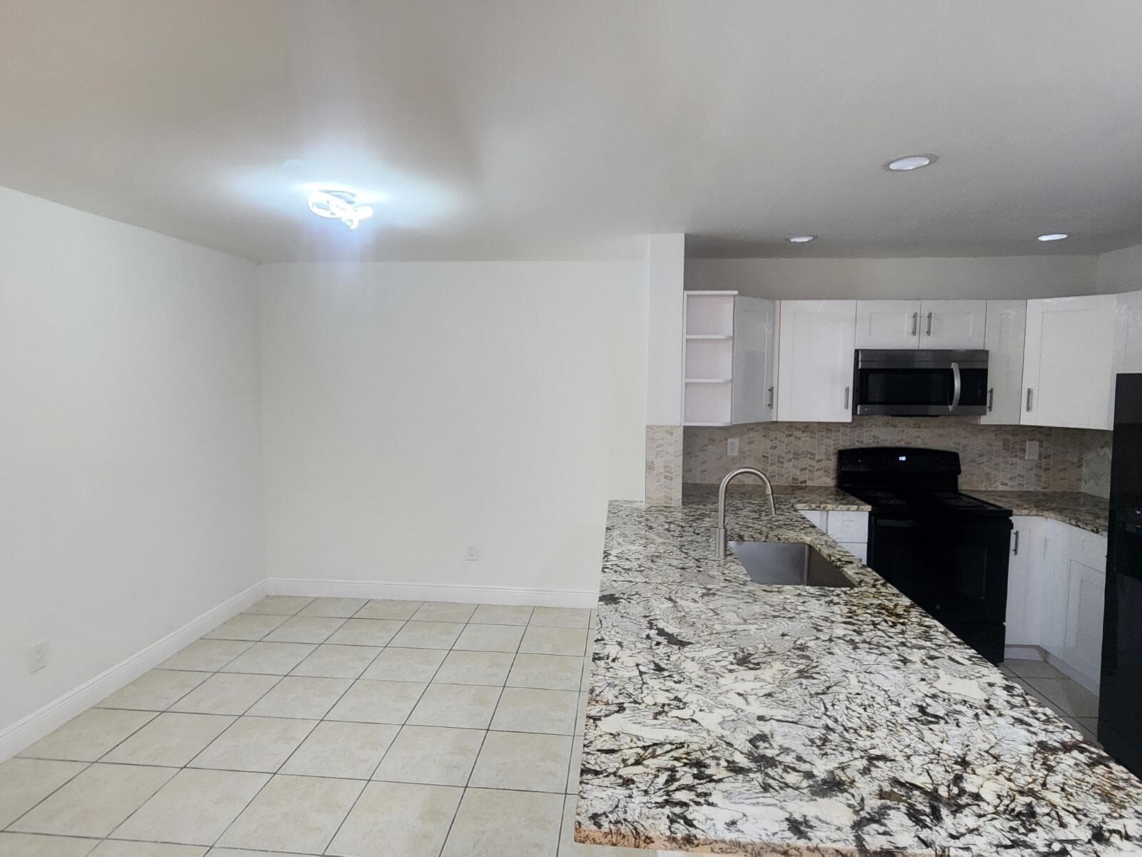 6013 10th Avenue N # 208, FL 33463 photo 5