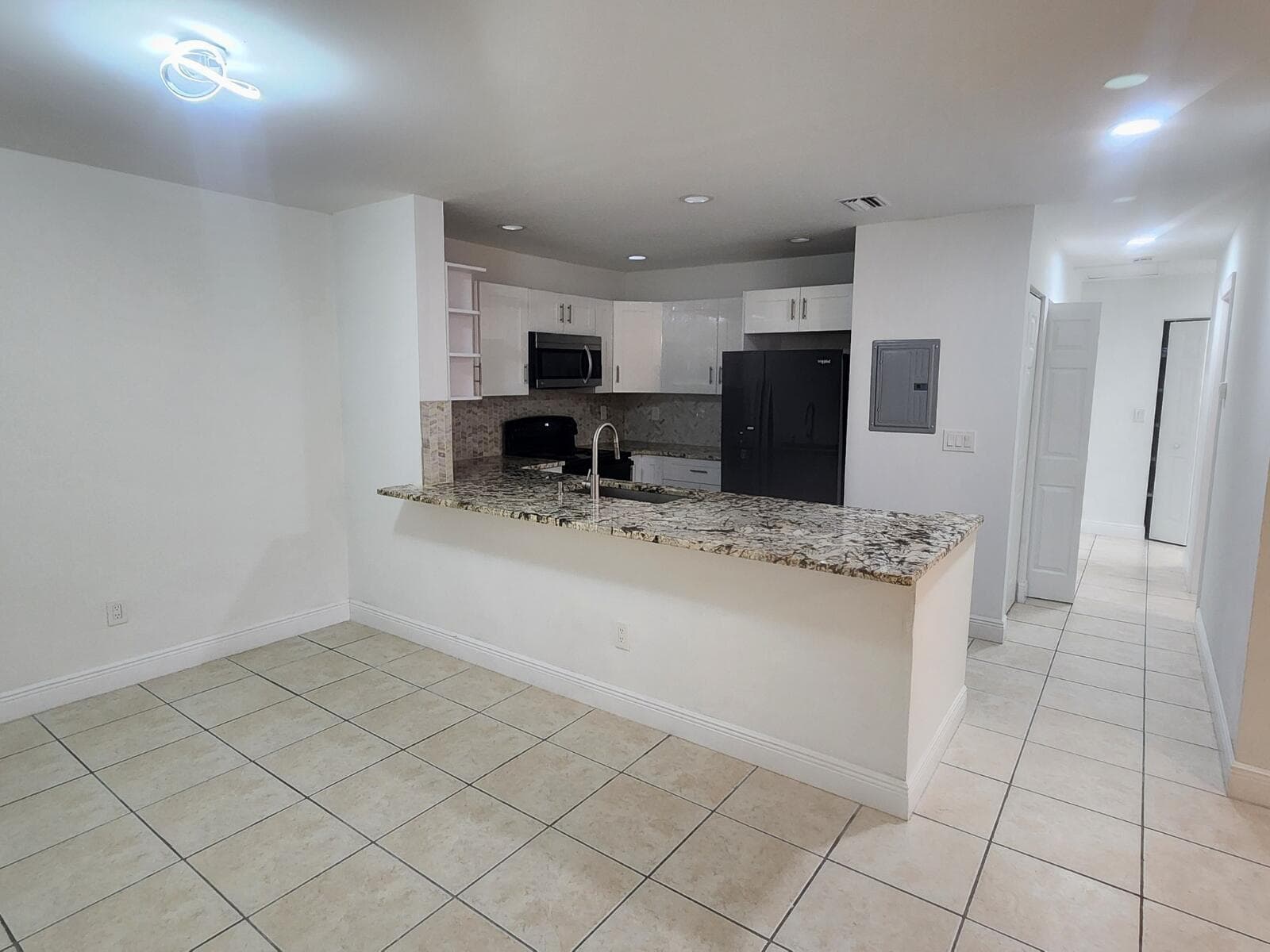 6013 10th Avenue N # 208, FL 33463 photo 4