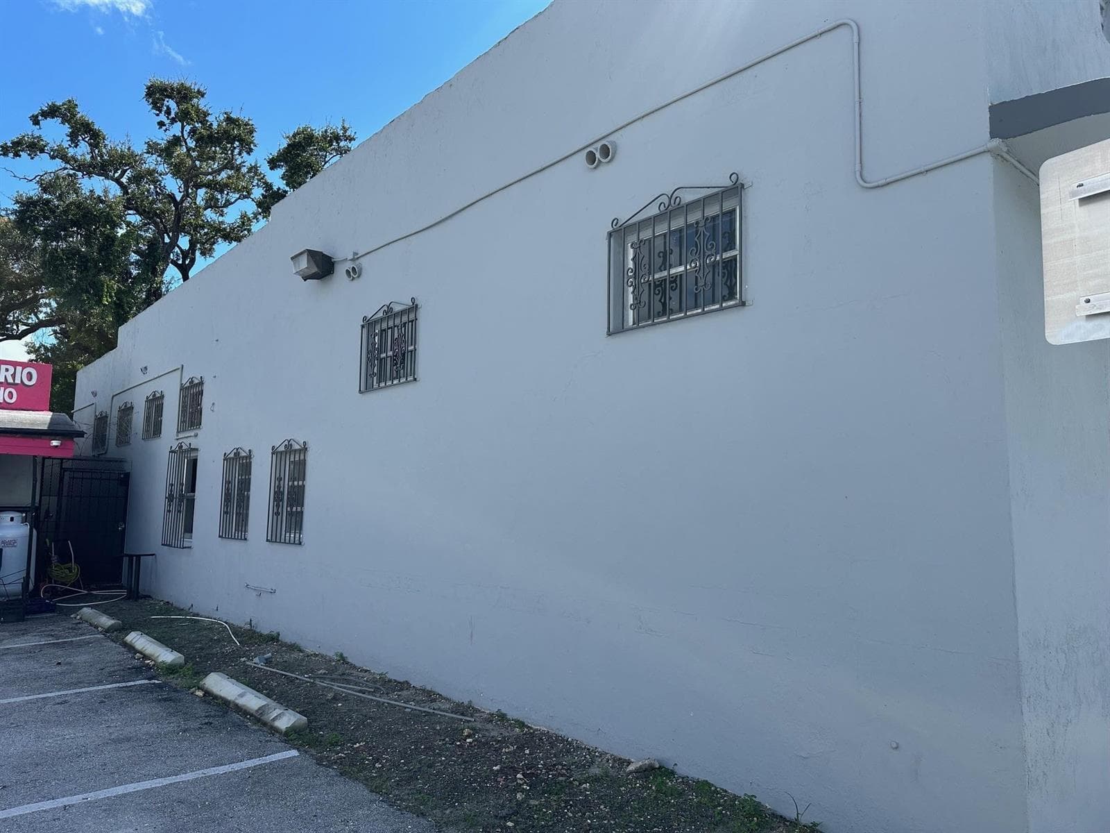 6815 NW 7th Avenue, Miami FL 33150 photo 4