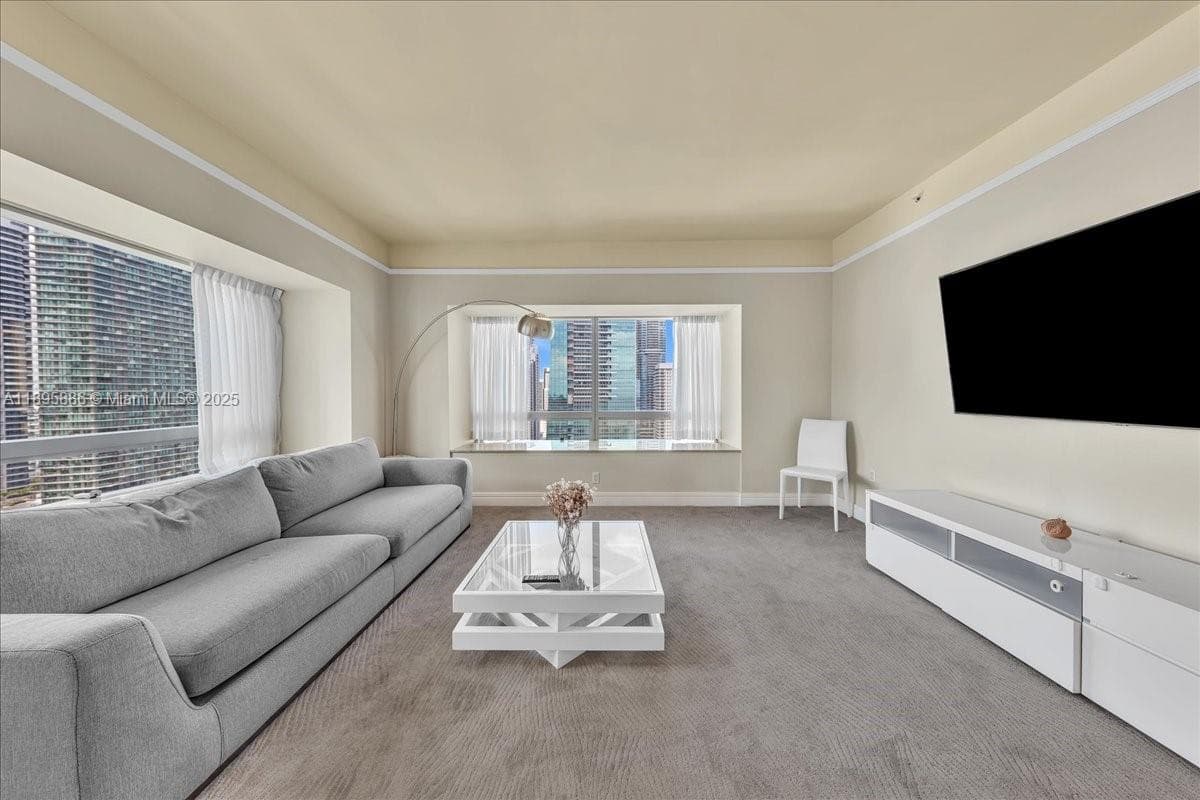 1435 Brickell Ave # 3112, Miami FL 33131 photo 4