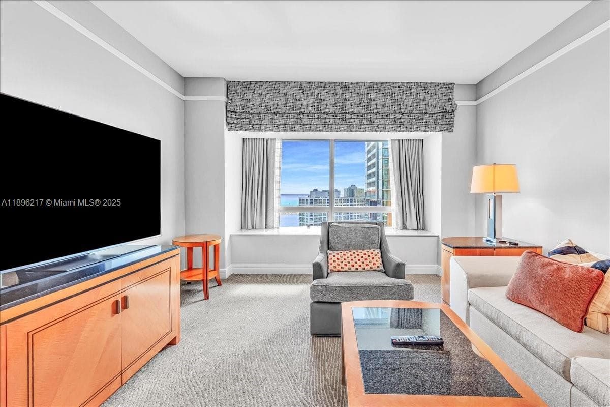 1435 Brickell Ave # 3603, Miami FL 33131 photo 3