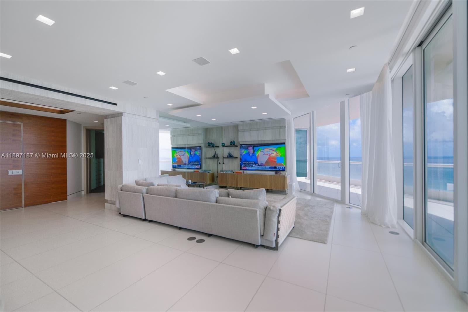16047 Collins Ave # 3204, Sunny Isles Beach FL 33160 photo 4