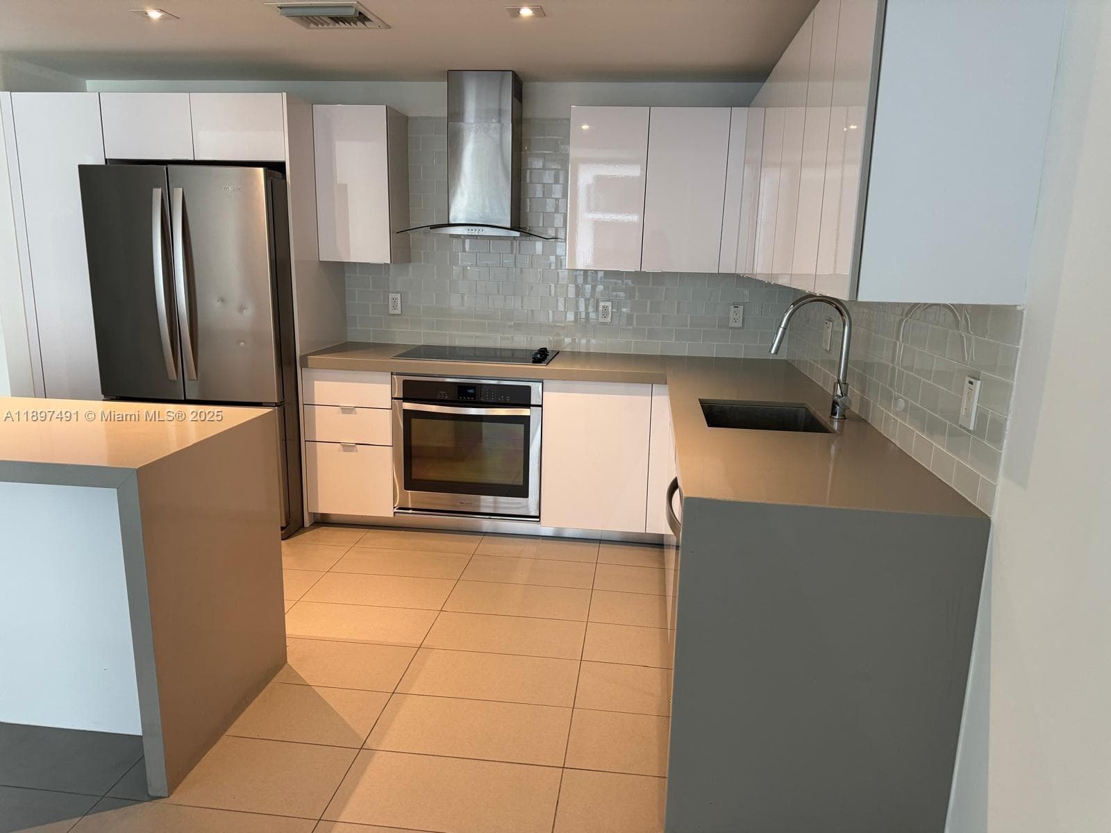 1600 NE 1st Ave # 2217, Miami FL 33132 photo 3
