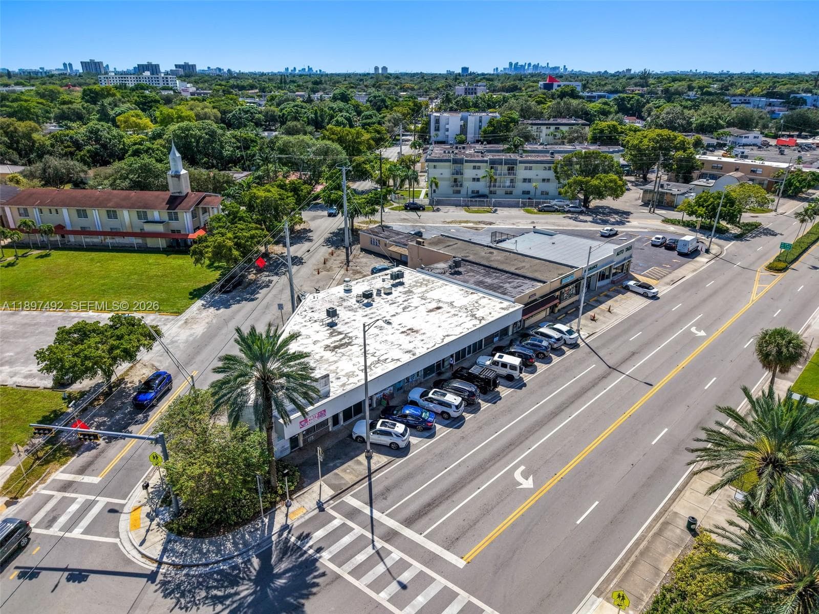 12985 W Dixie Hwy, North Miami FL 33161 photo 2