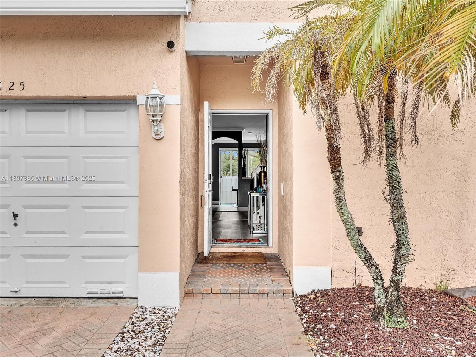 9125 NW 40th St, Sunrise FL 33351 photo 3
