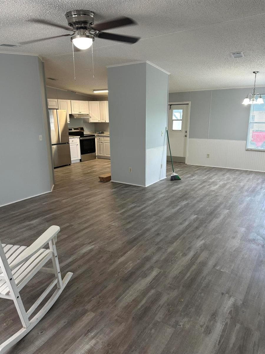 528 Tropical Isles Circle, Fort Pierce FL 34982 photo 4