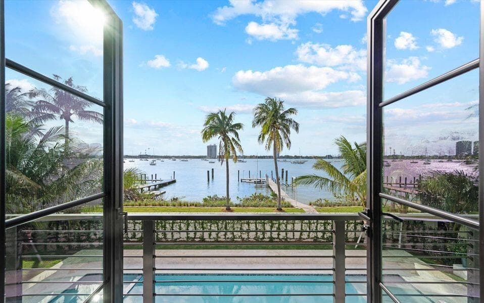 1260 N Lake Way, Palm Beach FL 33480 photo 4