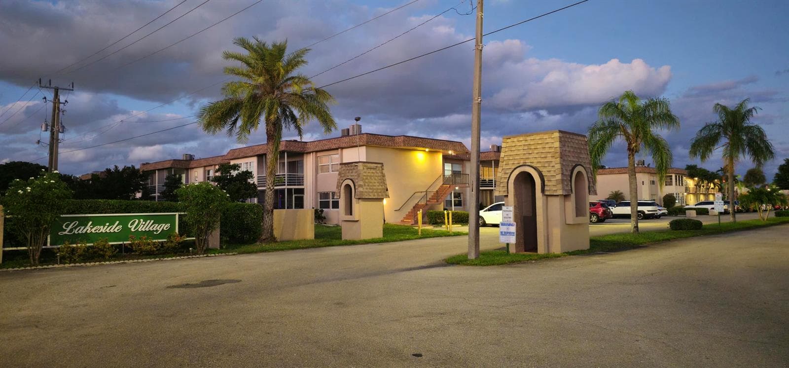 721 Lori Dr # 105, Palm Springs FL 33461 photo 2
