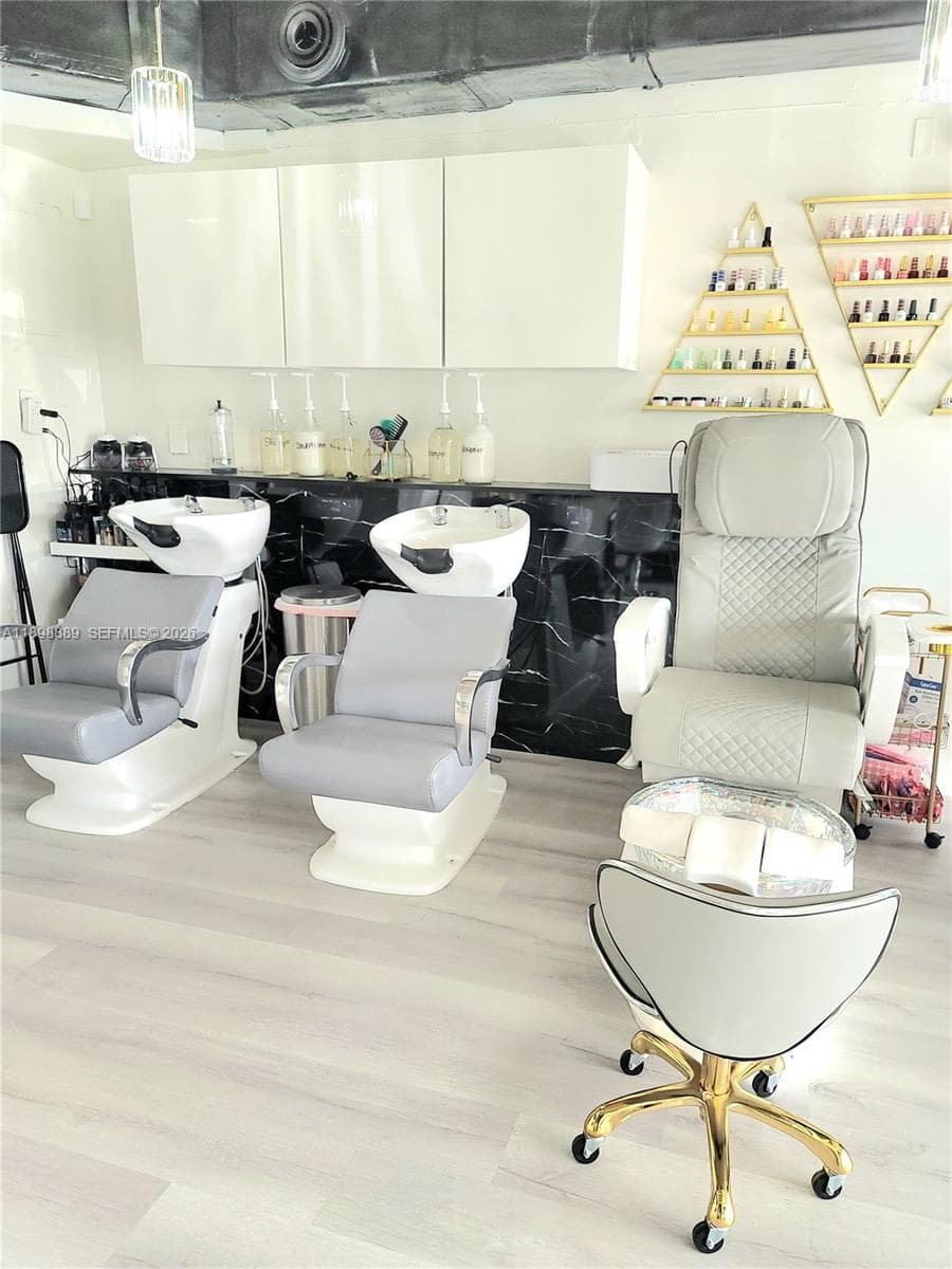 7991 Johnson st, Pembroke Pines FL 33024