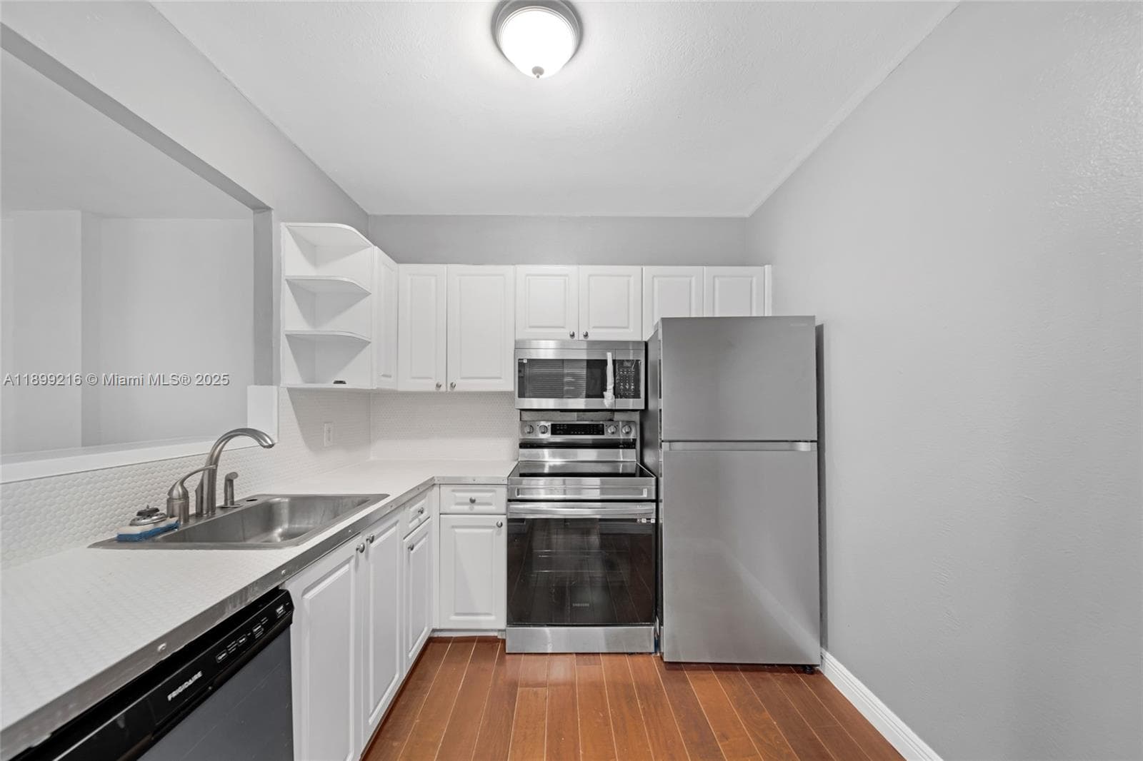 1455 N Treasure Dr # 3K, North Bay Village FL 33141 photo 2