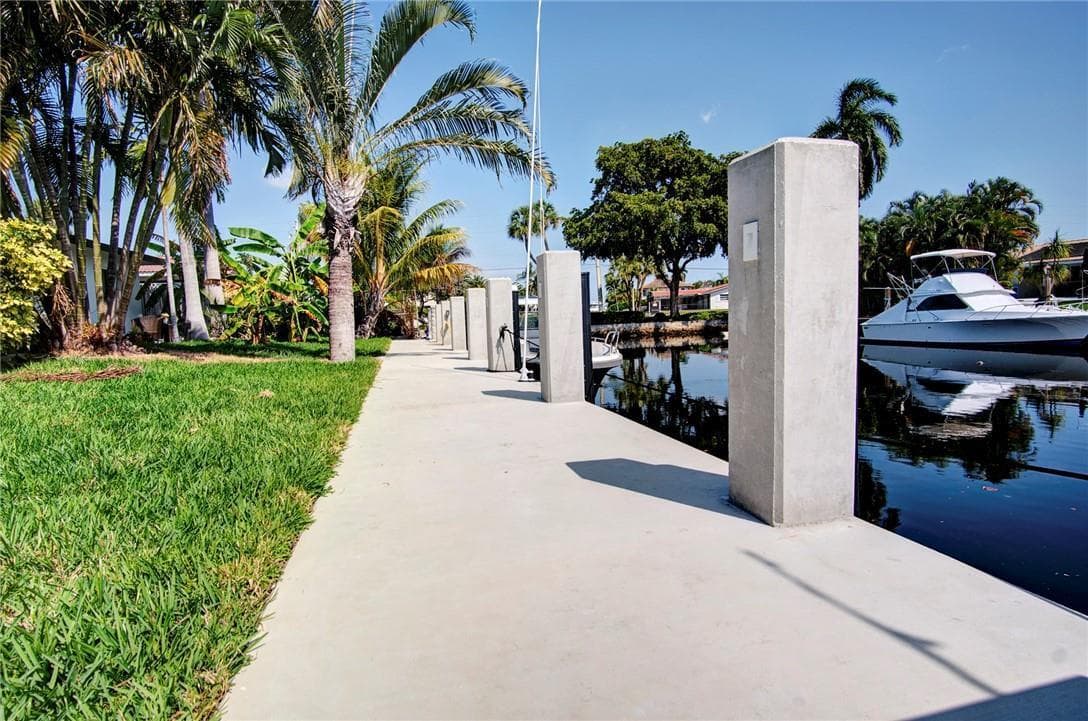 3860 NE 23rd Avenue, Lighthouse Point FL 33064 photo 2