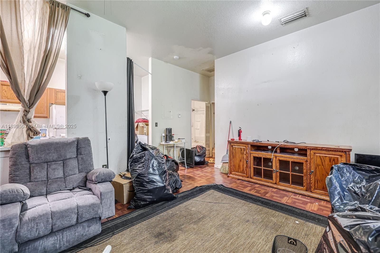 6960 NW 4th Ave # 3, Miami FL 33150 photo 5