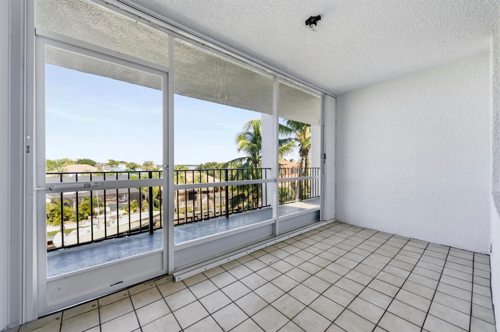 109 Paradise Harbour Blvd # 415, North Palm Beach FL 33408 photo 4