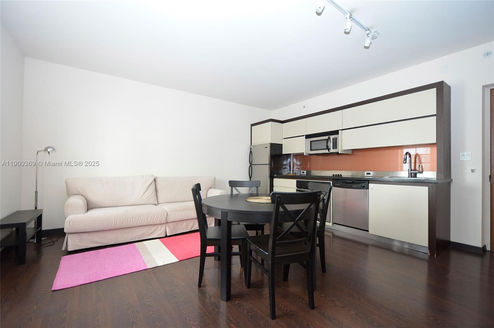 435 21st St # 205, Miami Beach FL 33139 photo 3