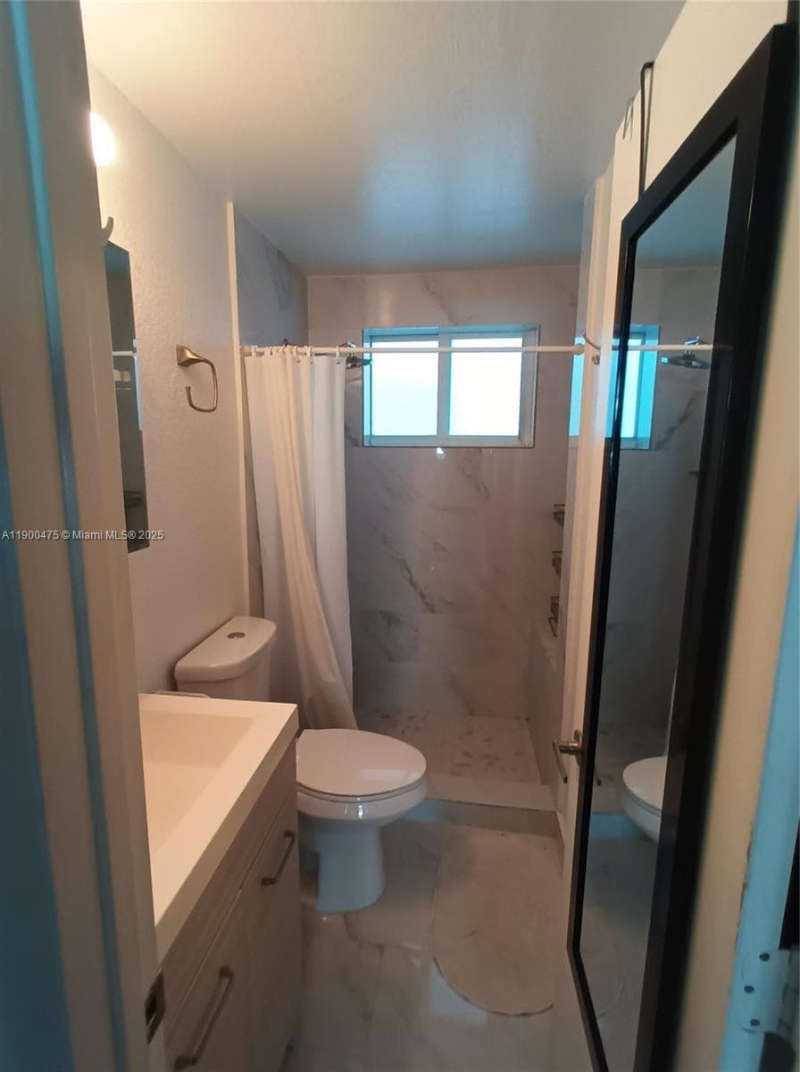300 74th St # 3, Miami Beach FL 33141 photo 4
