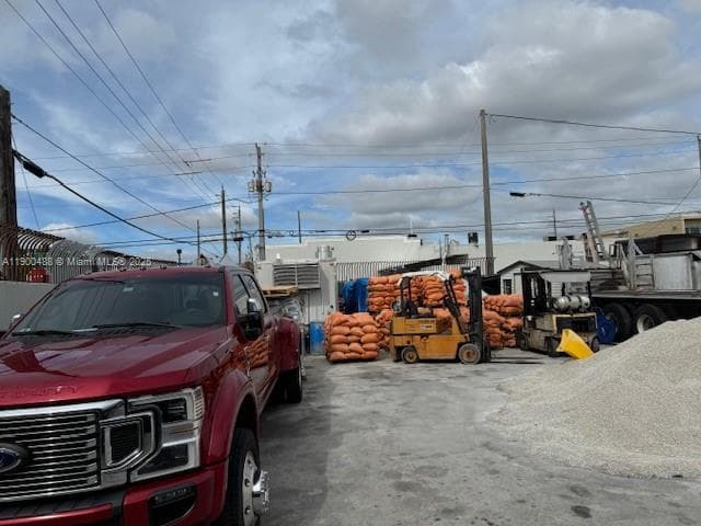 2484 NW 21st Ter, Miami FL 33142 photo 5