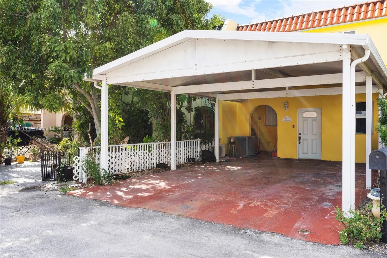 7144 W 2nd Ln, Hialeah FL 33014 photo 4