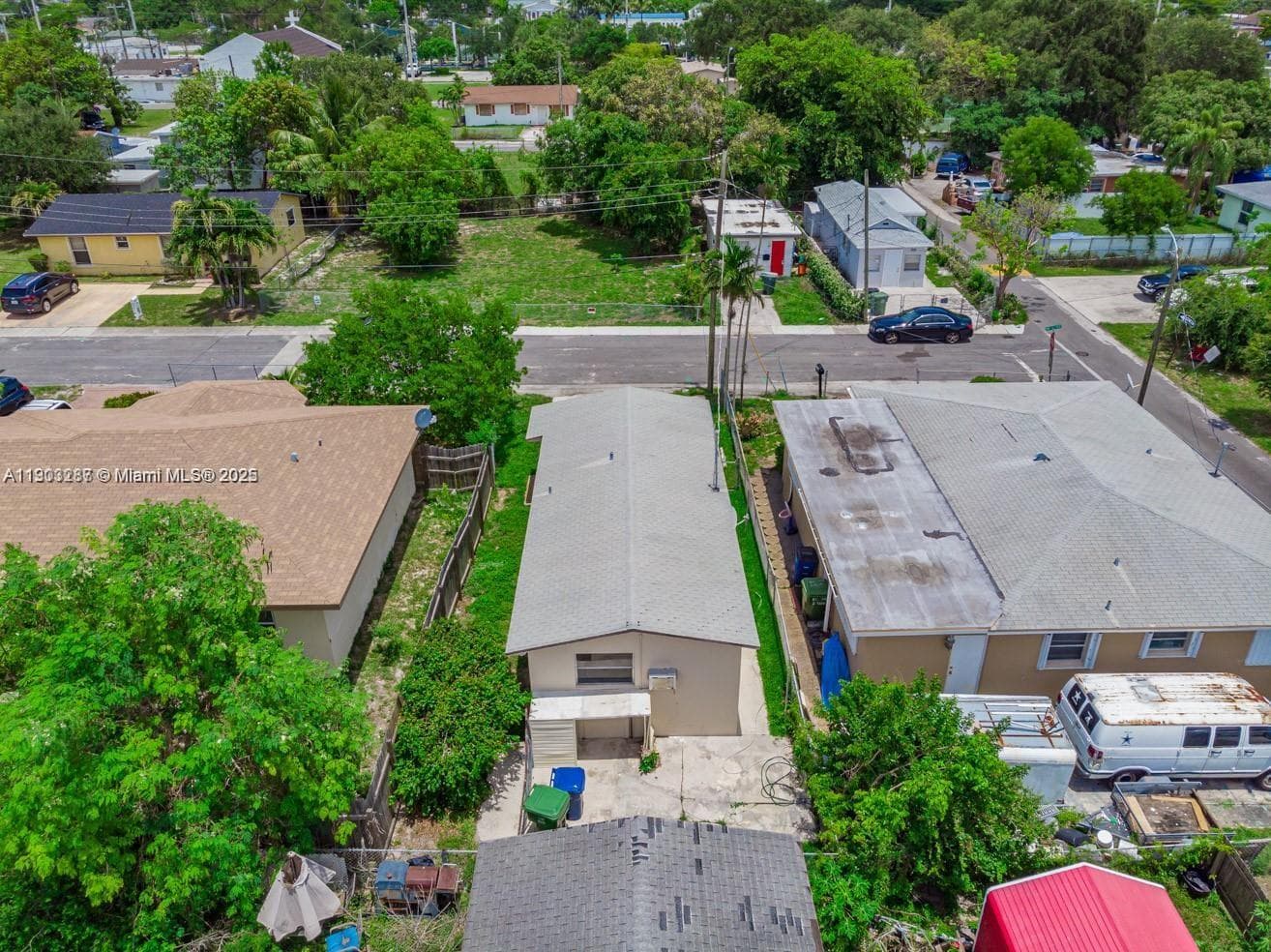 805 NW 3rd Ter # 1, Hallandale Beach FL 33009 photo 2