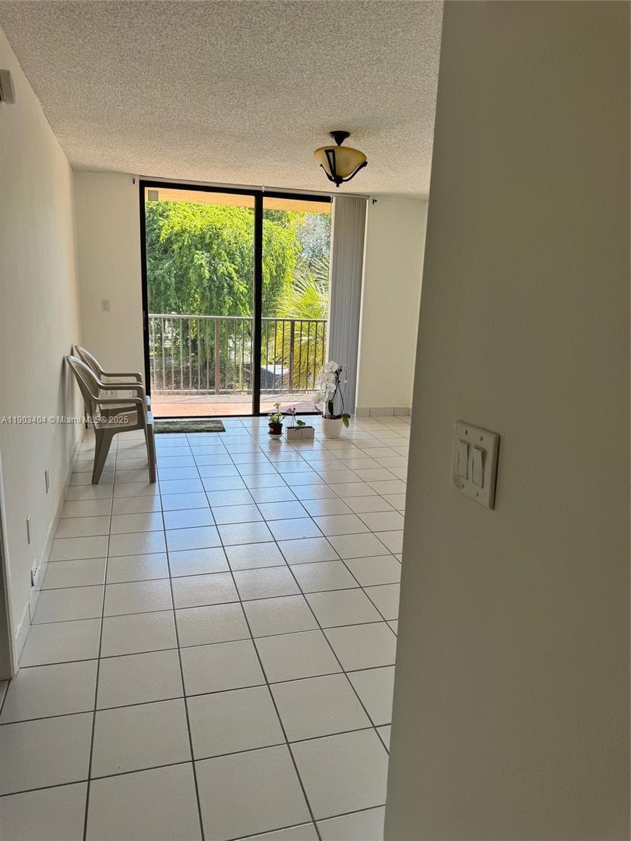 14401 N Kendall Dr # 303N, Miami FL 33186 photo 2