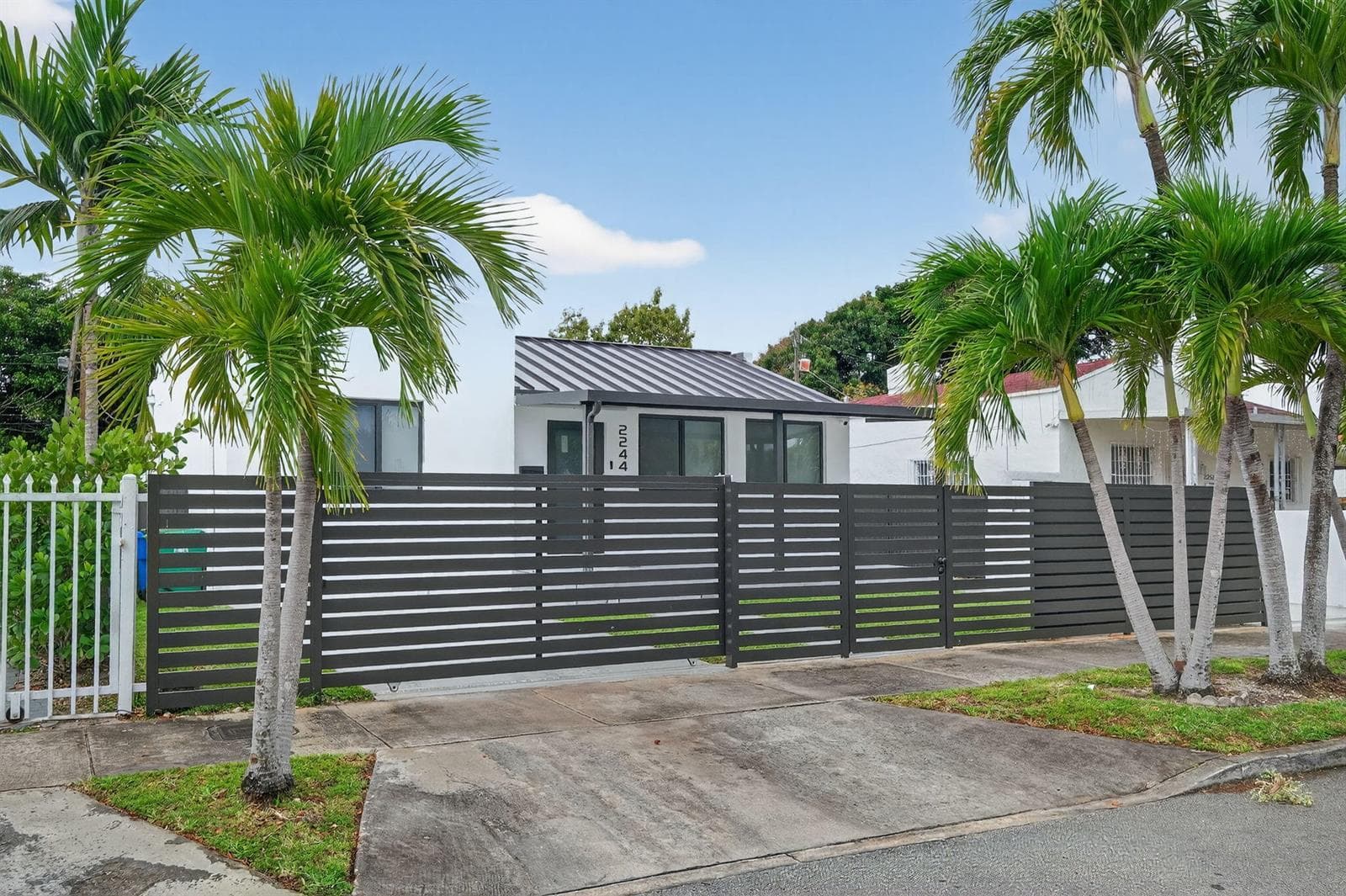 2244 SW 10th Street, Miami FL 33135 photo 2