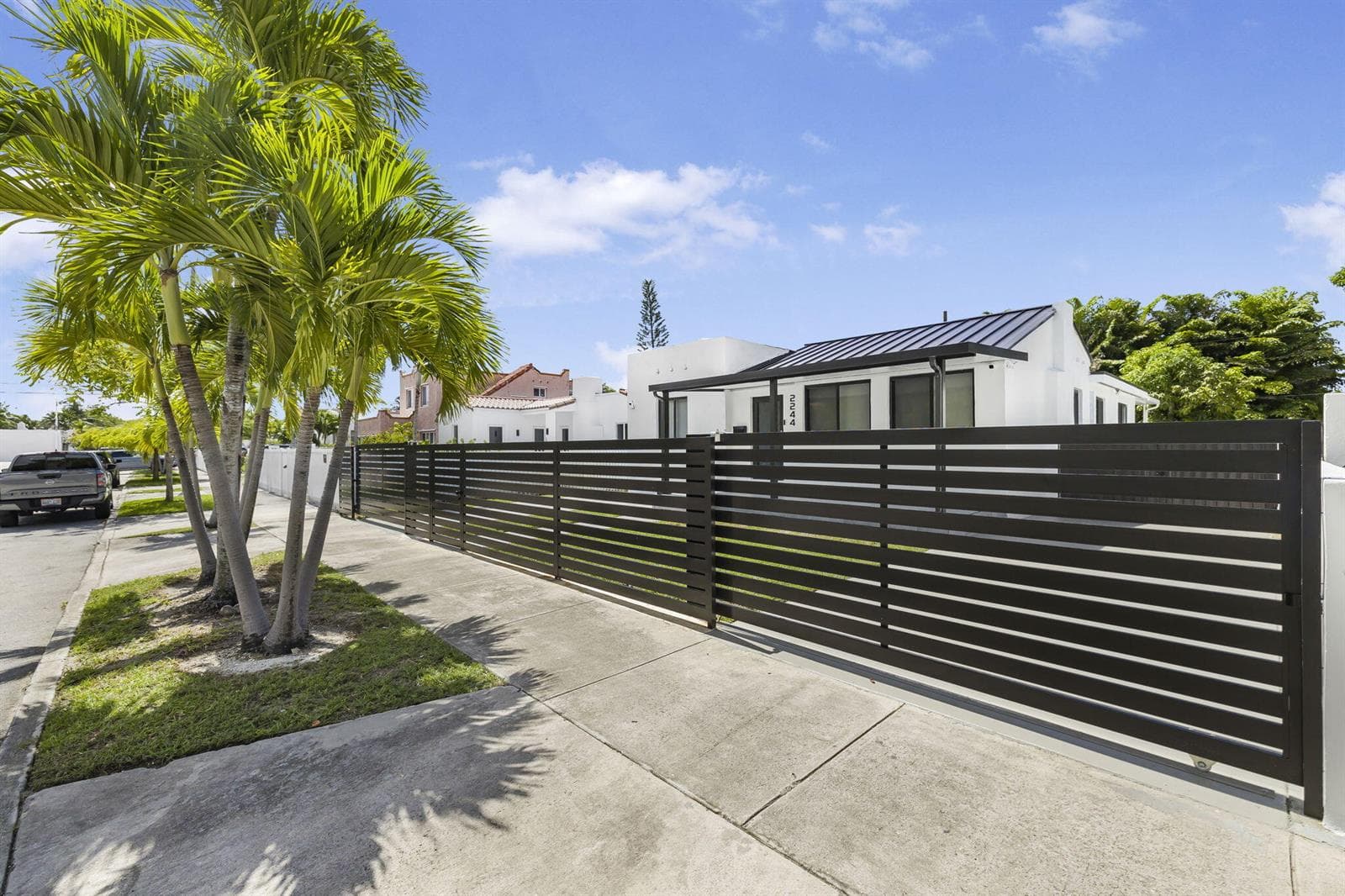2244 SW 10th Street, Miami FL 33135 photo 3