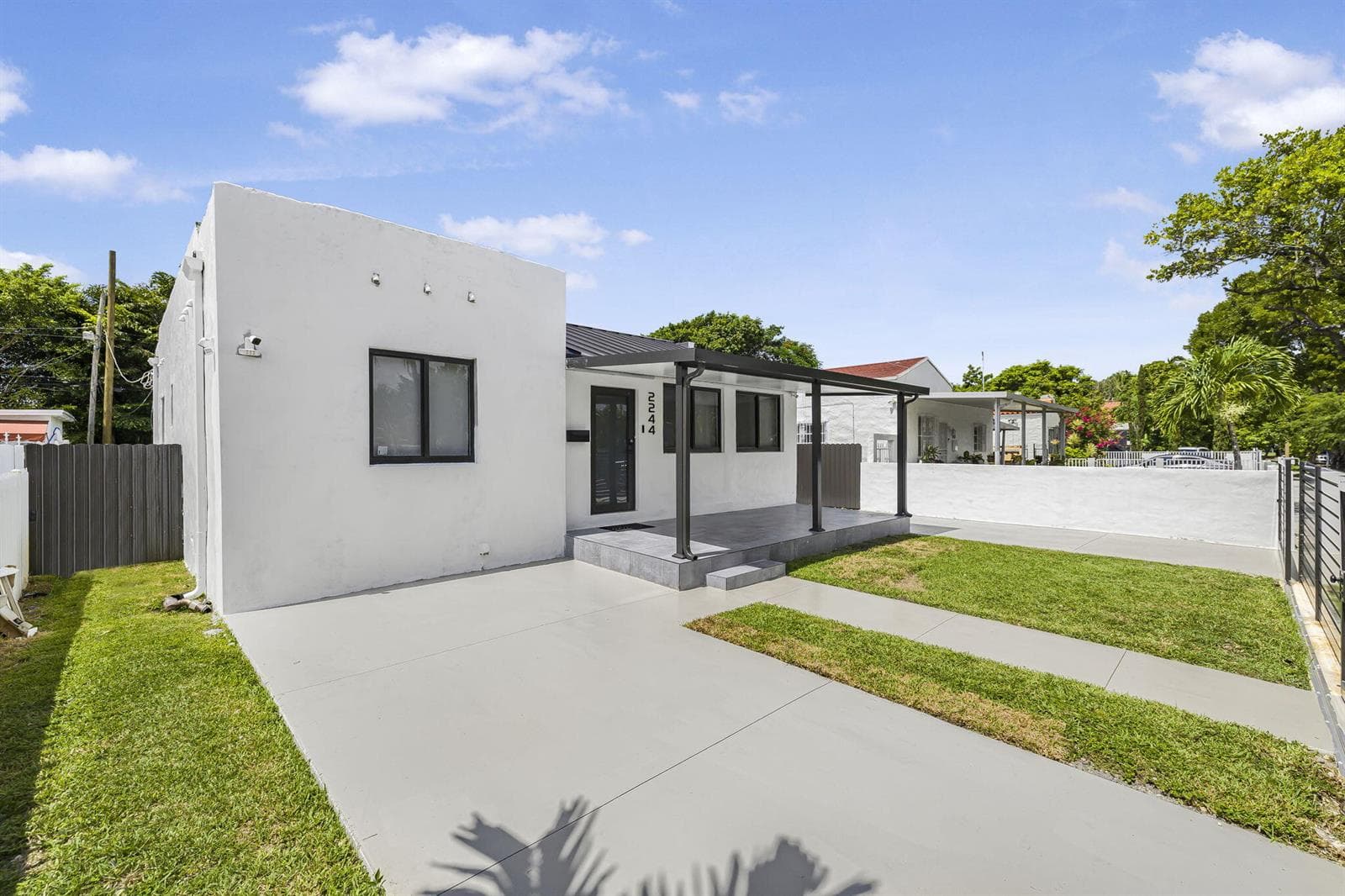 2244 SW 10th Street, Miami FL 33135 photo 4
