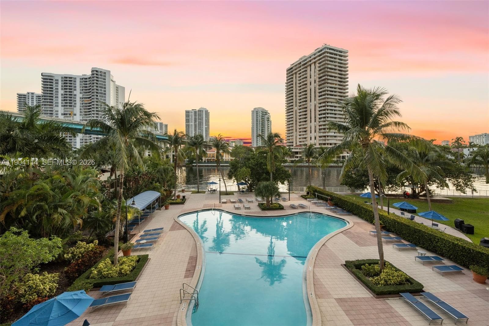 19390 Collins Ave # 209, Sunny Isles Beach FL 33160 photo 3