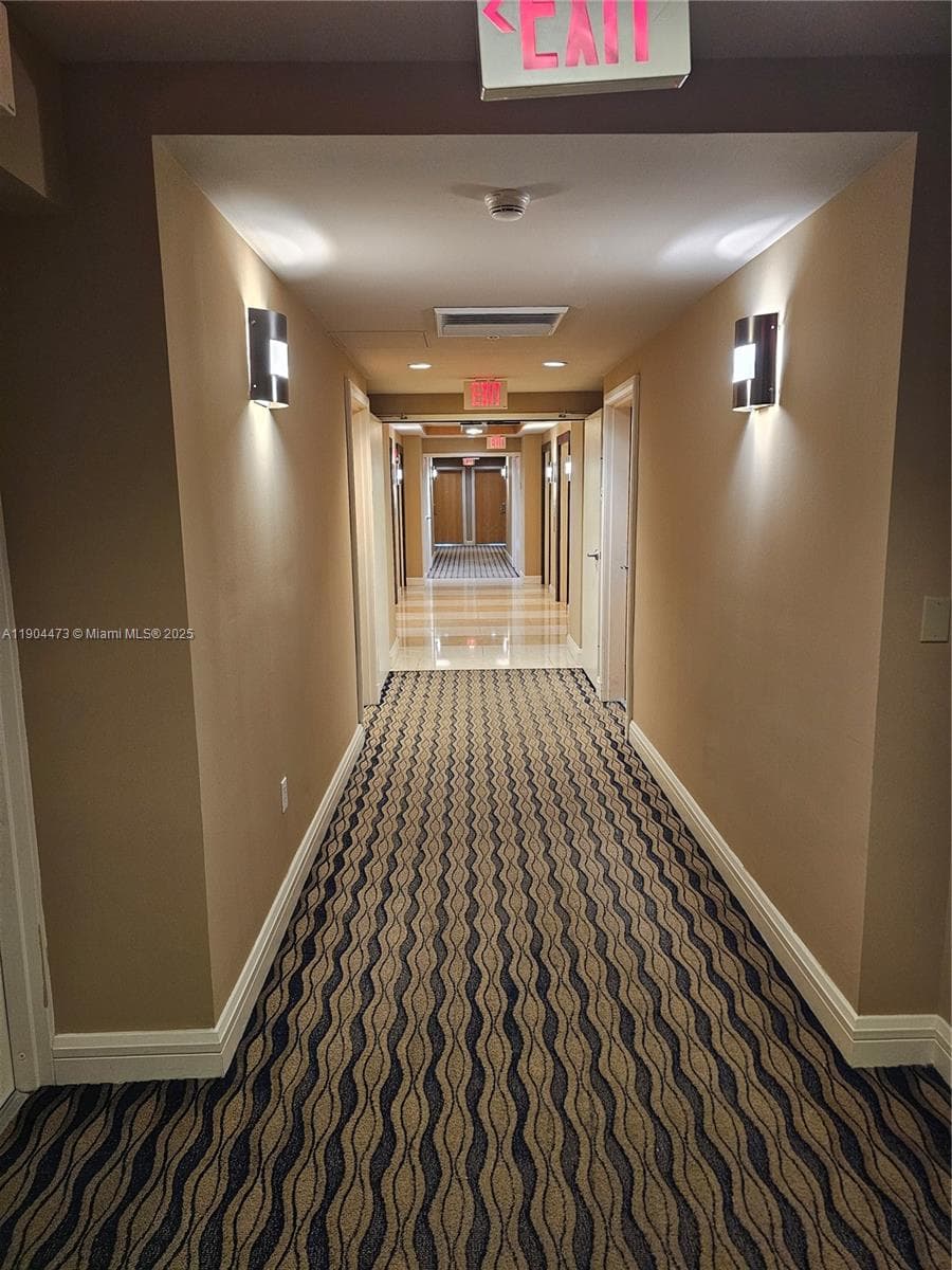 244 Biscayne Blvd # 908, Miami FL 33132 photo 3