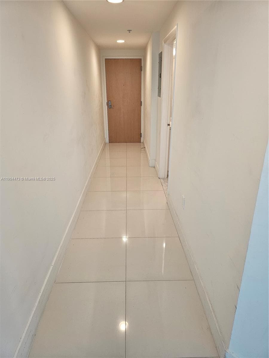 244 Biscayne Blvd # 908, Miami FL 33132 photo 5