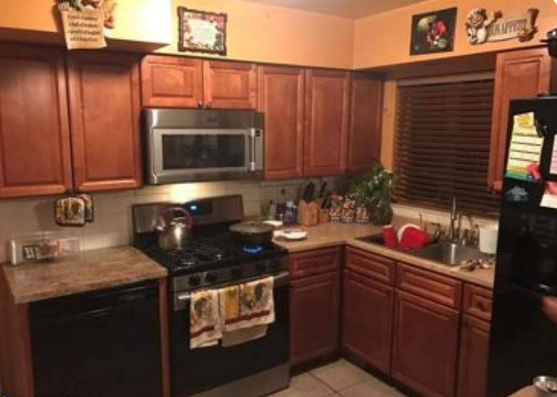17120 NW 43rd Court, Miami Gardens FL 33055 photo 2