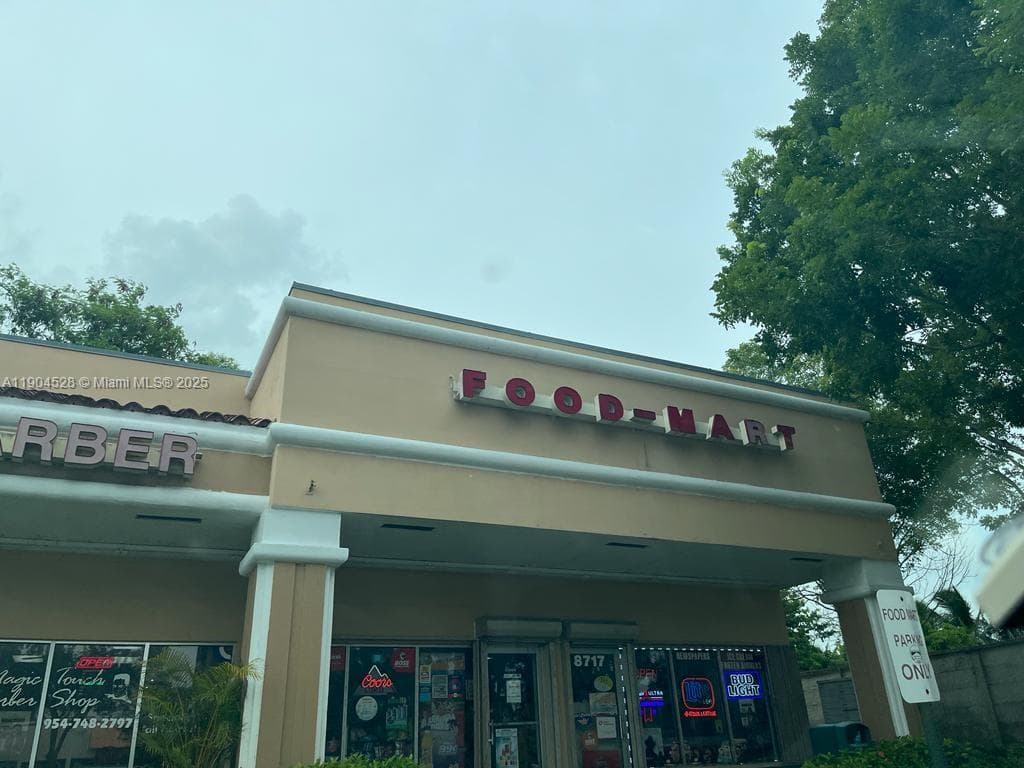 8717-8723 NW 50, Lauderhill FL 33351 photo 2