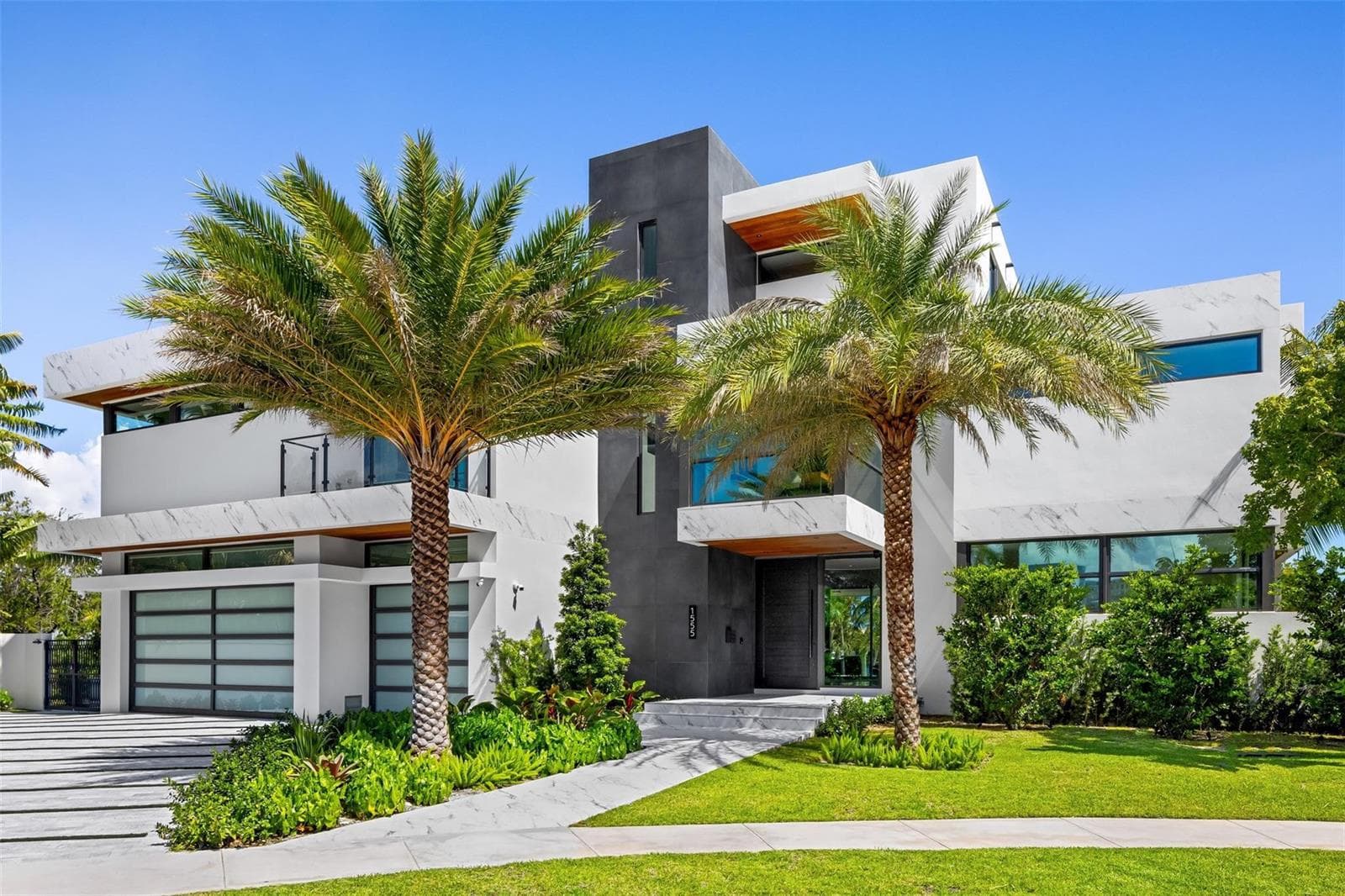 1555 SE 14th Court, Deerfield Beach FL 33441 photo 4