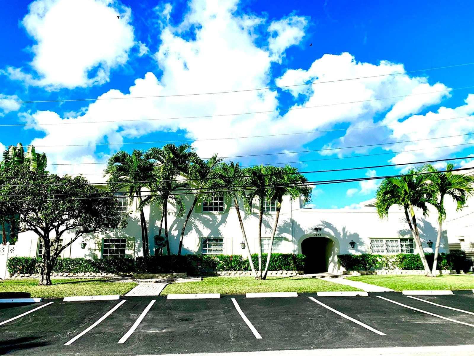 2735 NE 28 Court, Lighthouse Point FL 33064 photo 2